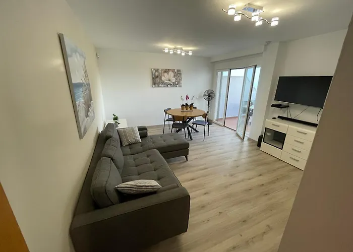 Vista Hermosa 4 *